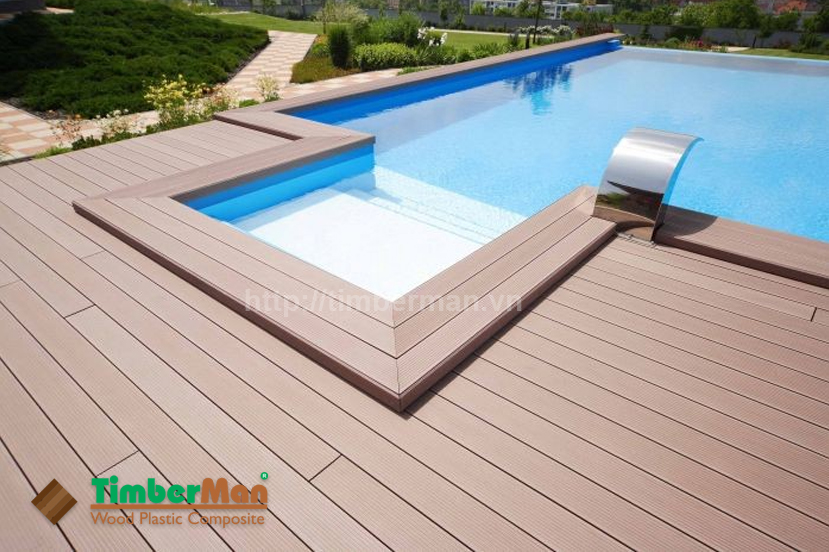 Độ dãn nở của sàn gỗ ngoài trời khi ngâm liên tục trong nước 30 ngày chỉ 3% vì vậy mà sản phẩm có khả năng lắp sàn gỗ bể bơi rất tốt- Với bề mặt sần vân dọc cũng giúp sàn tránh tình trạng trơn trượt đem lại sự an toàn cho người sử dụng